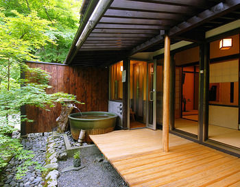 Momijiya Bekkan Kawanoiori